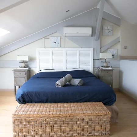 Duplex Climatise Avec Terrasse Vue Au Pied De La *