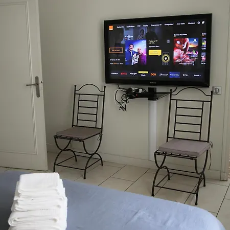 Duplex Climatise Avec Terrasse Vue Au Pied De La 公寓 昂蒂布