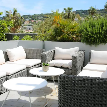 Duplex Climatise Avec Terrasse Vue Au Pied De La * 昂蒂布