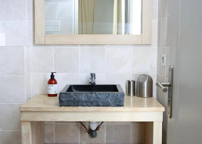 Duplex Climatise Avec Terrasse Vue Au Pied De La * 昂蒂布