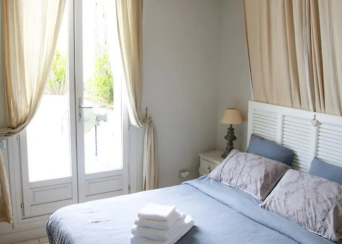 Duplex Climatise Avec Terrasse Vue Au Pied De La * 昂蒂布